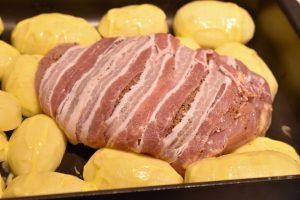 Kalkunsteg i ovn - fyldt kalkunbryst med bacon