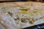Pizza deep pan med hvidløg, skinke & tomat