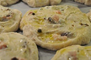 Grunddej til pizzasnegle, franskbrød og boller