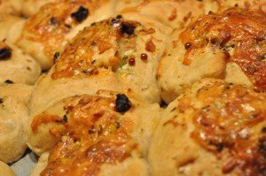 Grunddej til pizzasnegle, franskbrød og boller