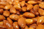 Snack mandler med chili og cayennepeber