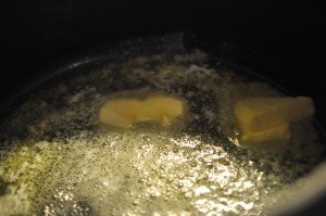 Hjemmelavet lasagne med mornaysauce - opskrift