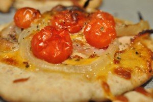 Tøm køleskabet pizza på pitabrød