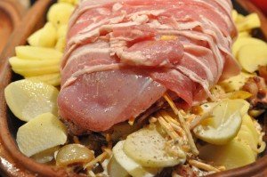 Kalkun i Römertopf med bacon & flødekartofler