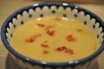 Kartoffelsuppe med bacon - nem og lækker opskrift