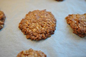 Havregrynscookies med chokolade - opskrift