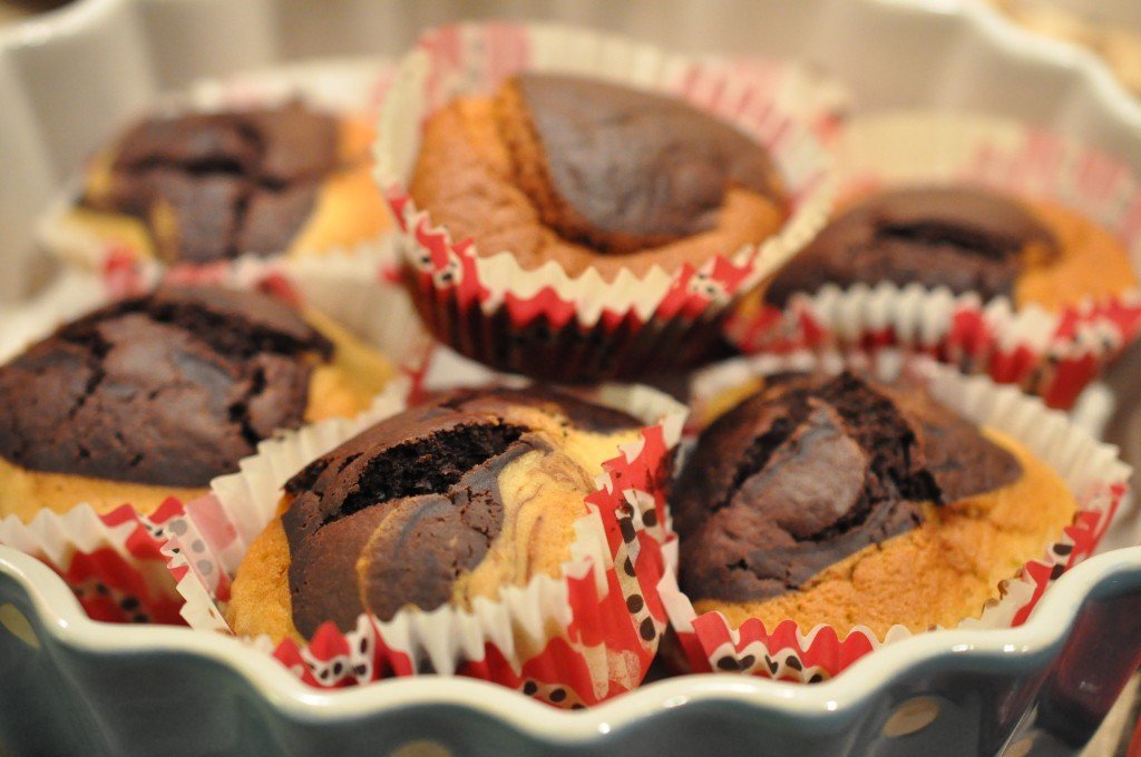 https://nogetiovnenstaging.com/marmor-muffins-og-muffins-med-syndig-nutella-kerne/