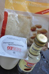 Glutenfri rabarbercrumble - rabarbertærte med mandelmel