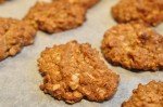 Lakrids småkager med havregryn - opskrift