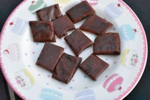Chokoladekarameller i mikroovn nem opskrift