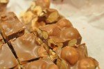 Nougatbrud - hasselnødder med blød nougat
