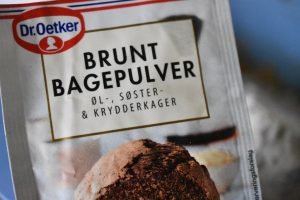 Julecookies med mandler & chokolade - opskrift