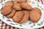 Julecookies med mandler & chokolade - opskrift