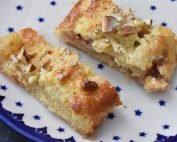 Hjemmebagt kringle med marcipan og syltetøj - nem opskrift