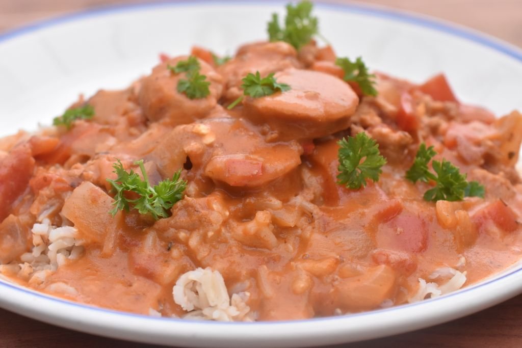 https://nogetiovnenstaging.com/bagenordens-polsegryde-med-svinefars-bacon-flode-og-log/