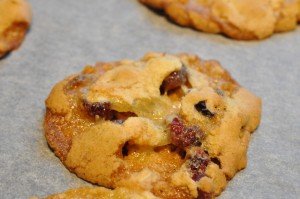 Småkager med kondenseret mælk og mandler - sprøde cookies