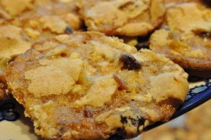 Småkager med kondenseret mælk og mandler - sprøde cookies
