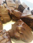 Småkager med nougat, marcipan & chokolade