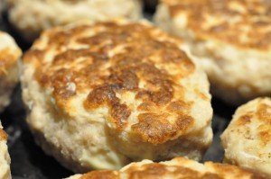 Grove pølsehorn og frikadelle sandwich 