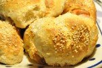 Grove pølsehorn og frikadelle sandwich