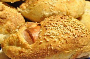 Grove pølsehorn og frikadelle sandwich 