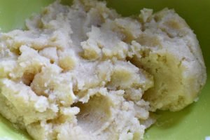 Nemme fastelavnsboller med marcipan remonce