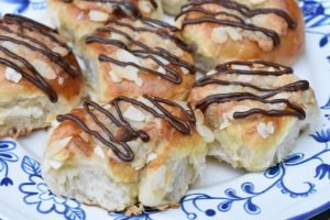 Nemme fastelavnsboller med marcipan remonce 