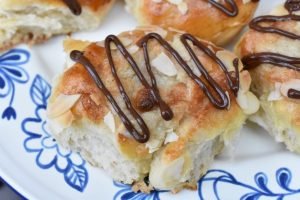 Nemme fastelavnsboller med marcipan remonce 