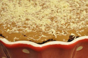 Chokoladekage med marcipan og nougat - nem