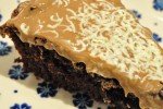 Chokoladekage med marcipan og nougat - nem