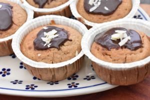 Havregrynsmuffins - opskrift på muffins med kærnemælk 