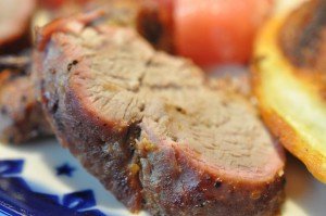 Grillet svinemørbrad med grillede kartofler
