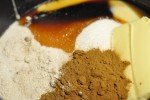 Karameller med lakrids af kondenseret mælk
