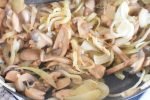 Mørbradbøffer med champignon og bløde løg