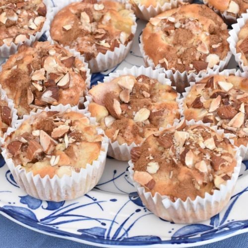 Æblemuffins med marcipan - lækre muffins med æbler