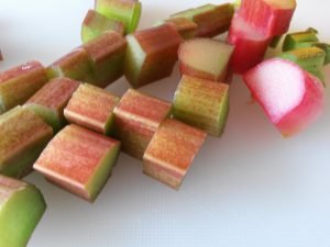 Rabarberkage uden smør - nem hurtig fedtfattig opskrift