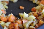 Koteletter i ovn med kartofler og gulerødder