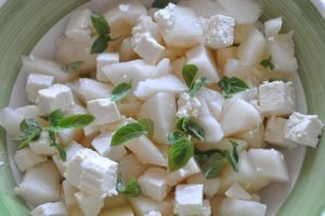 Honningmelon salat med feta - nem opskrift