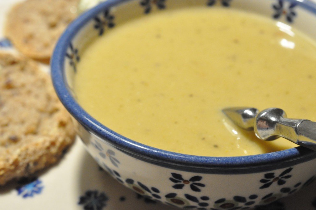 Broccoli kartoffel suppe - broccolisuppe opskrift