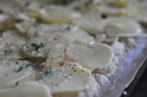 Kartoffel pizza med havregryn - nem opskrift