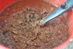 Chokoladekage med smørcreme - opskrift
