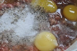 IKEA kødboller med kartoffelmos & sovs - små frikadeller