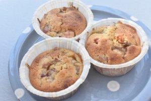 Makronmuffins med rabarber - muffins opskrift
