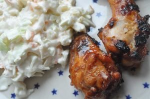 Coleslaw med hvidkål, gulerødder og skyr - nem og fedtfattig