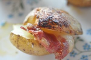 Baconkartofler - små kartofler i ovn med bacon