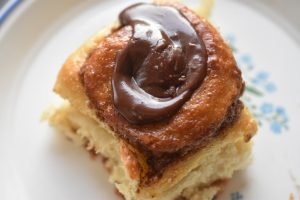 Kanelsnegle i fad - opskrift på kanelsneglekage