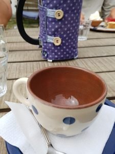 Keramikcafé Møllehuset - lækre kager og smuk keramik