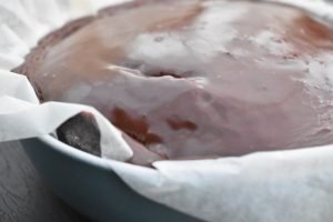 Chokoladekage med chokoladeglasur - svampet og lækker