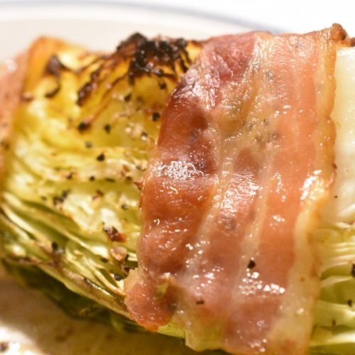 Spidskål med bacon - stegt i ovn. Nemt og lækkert