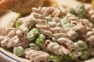 Pastasalat med edamamebønner - opskrift på grøn pastasalat